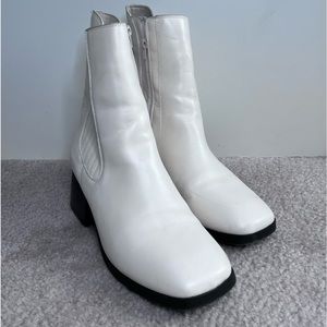 Beautiful Cream Ankle Boot